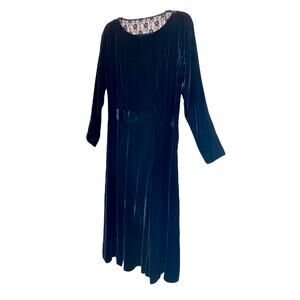 Vintage Black Velvet Long Sleeve Maxi Dress with Open Lace Back size M/L